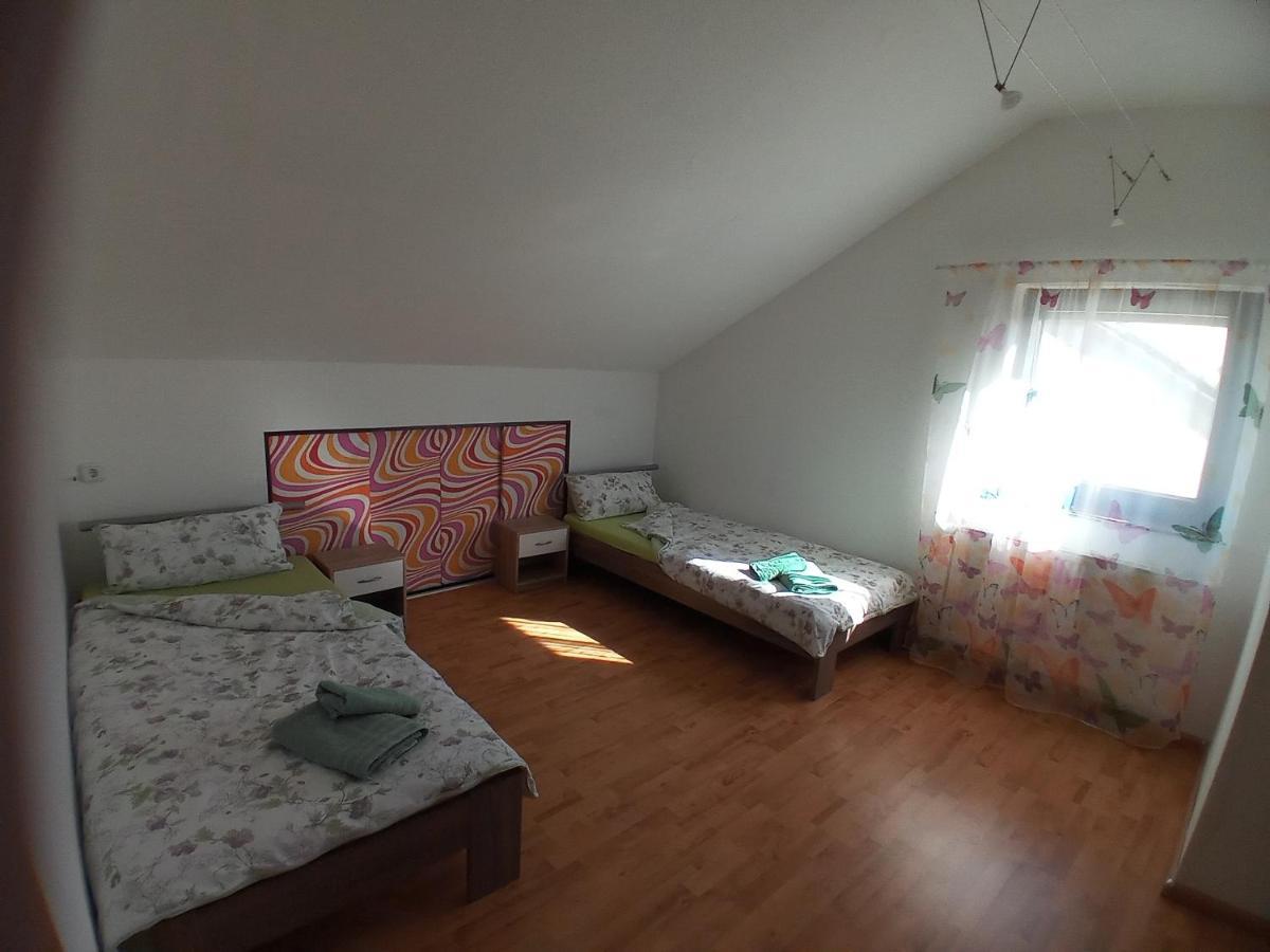 Wohnung Mit 2 - 3 Zimmern Ballenberg Экстерьер фото