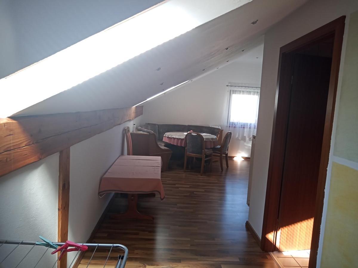 Wohnung Mit 2 - 3 Zimmern Ballenberg Экстерьер фото