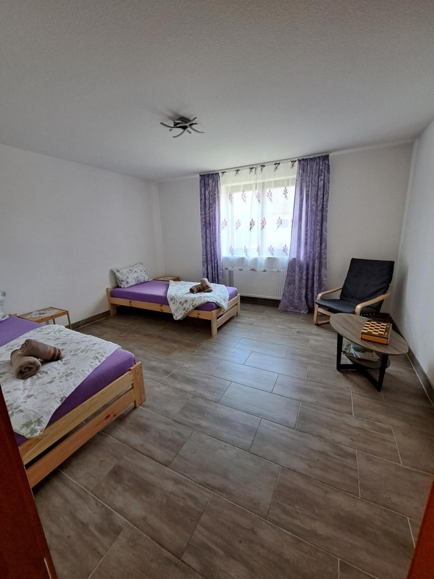 Wohnung Mit 2 - 3 Zimmern Ballenberg Экстерьер фото